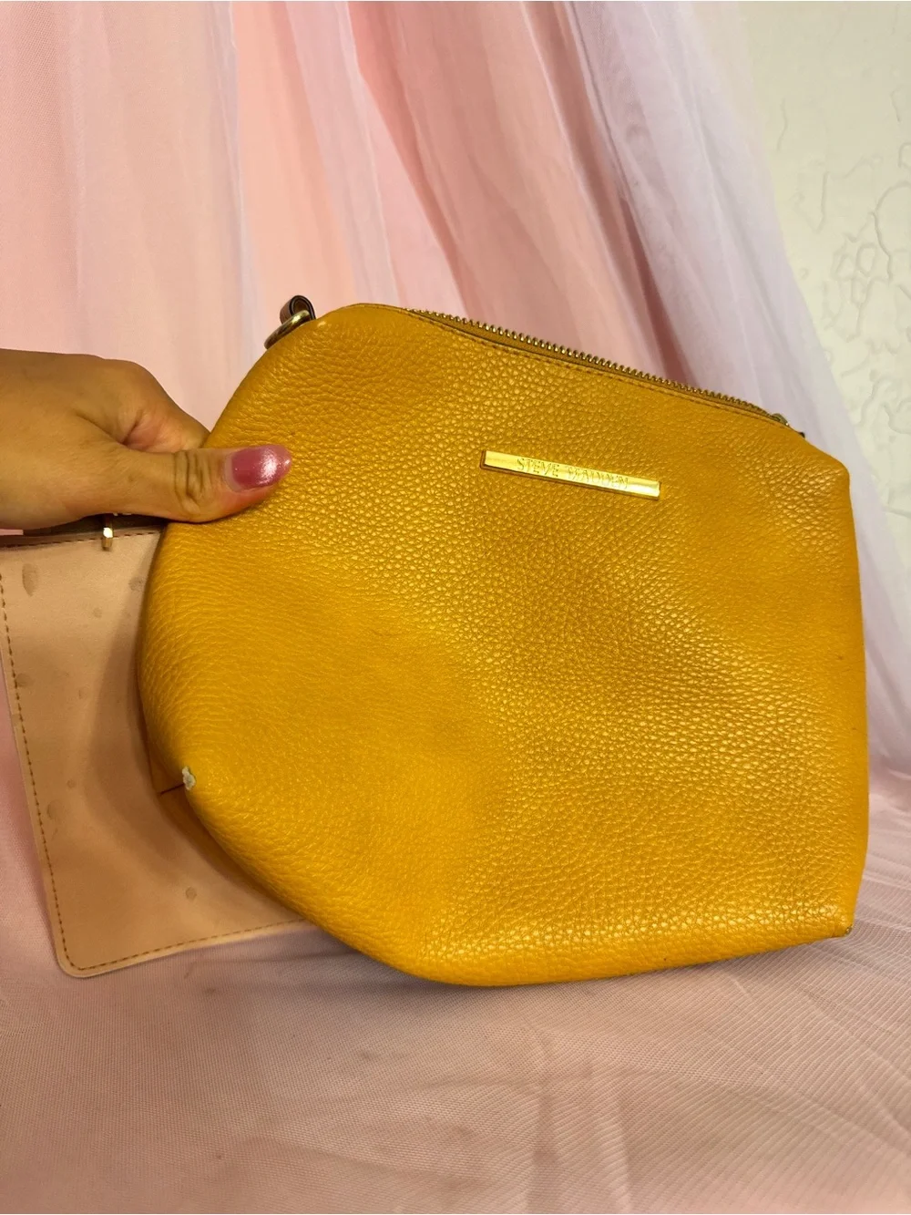 👛Steve Madden Yellow Pebbled Zip Wristlet Clutch Pouch Gold Hardware Set